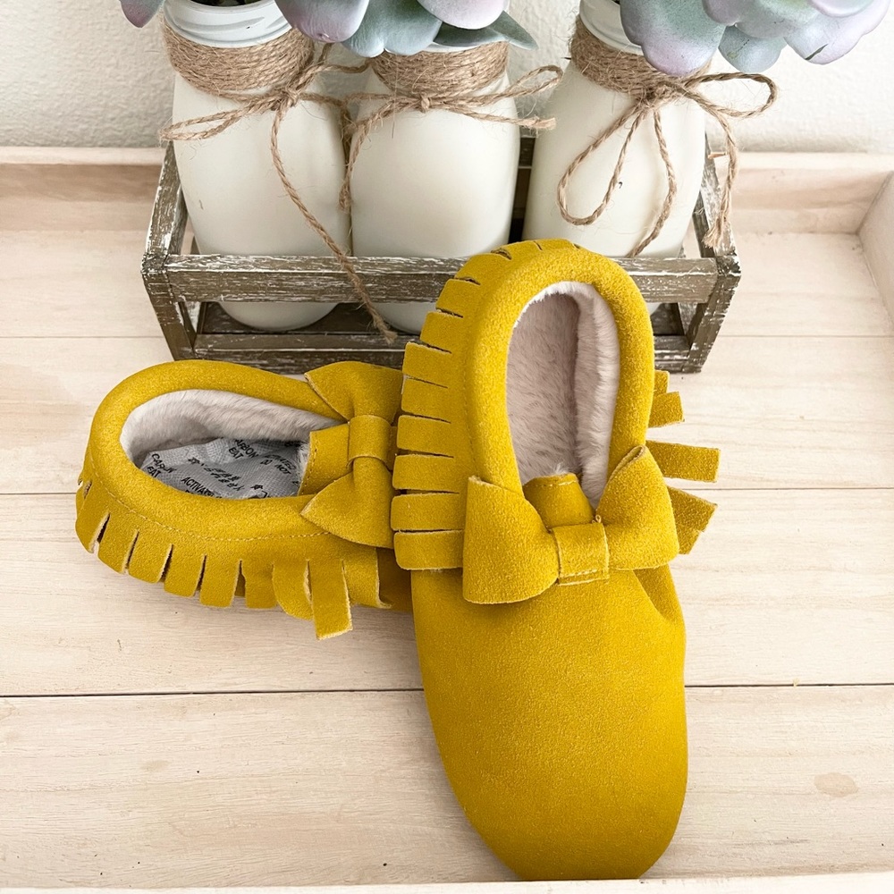 Monkey Feet Mustard Fur Moccasins - Picture 1 of 4